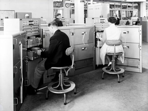 EH OTRU 1963